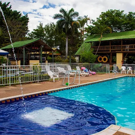 Cabana Familiar En Ecoparquechinauta, Piscina, Granja, Juegos, Pesca, Restaurante Fusagasuga Exterior photo